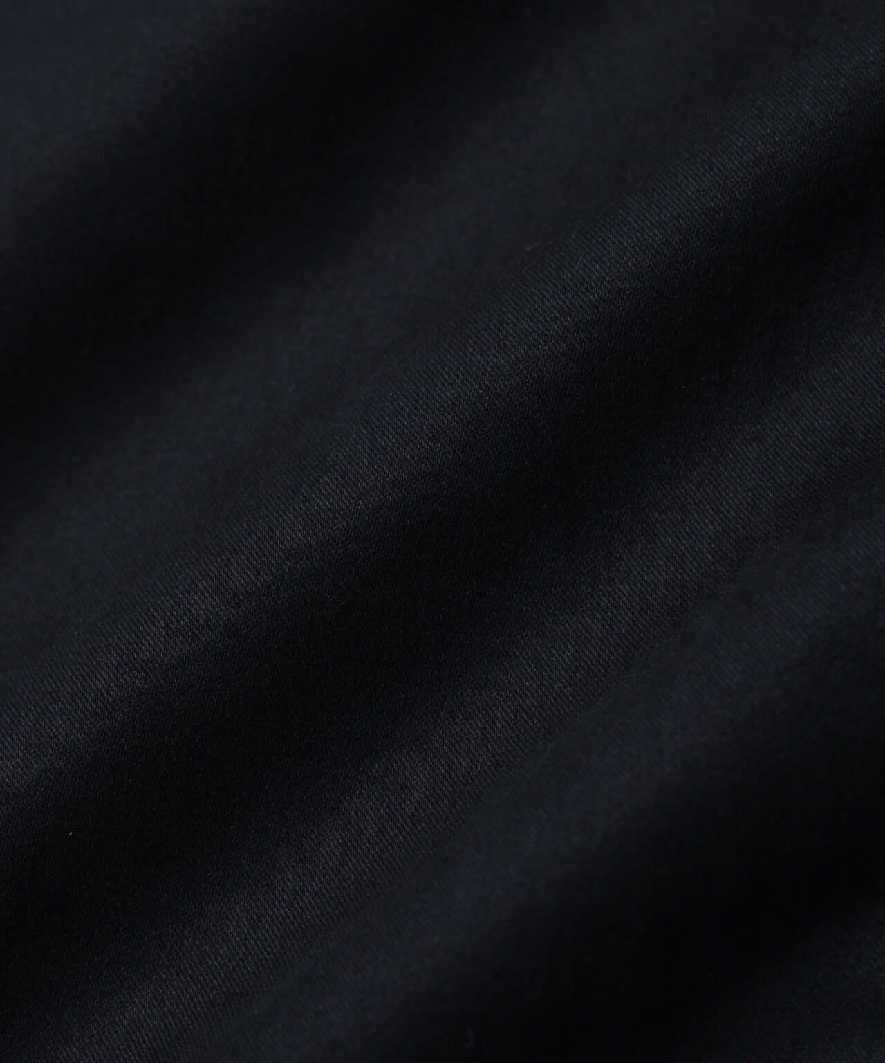 ピーチサテン ストレートフィット トラウザーズ 6685227209