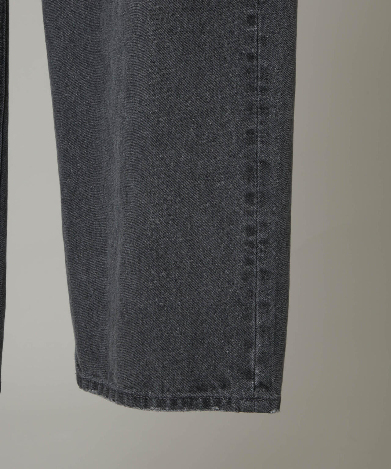 「HOTEL PALACE」 フェードデニム ルーズシルエットパンツ 6685227213