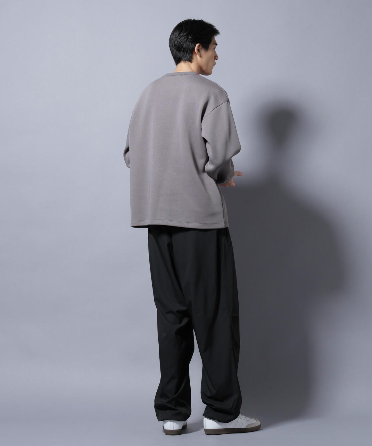「NJ/CLUB」ワンポイントロゴトラックパンツ 6685227217