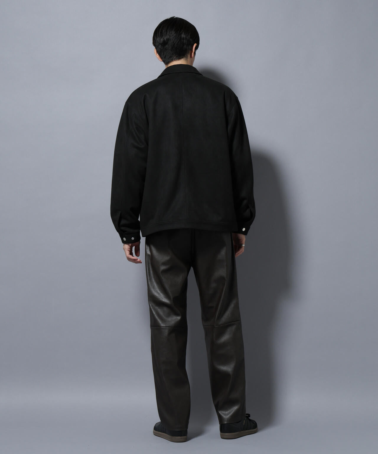 ヴィンテージライクフェイクレザー ダブルニーテーパードパンツ 6685227220