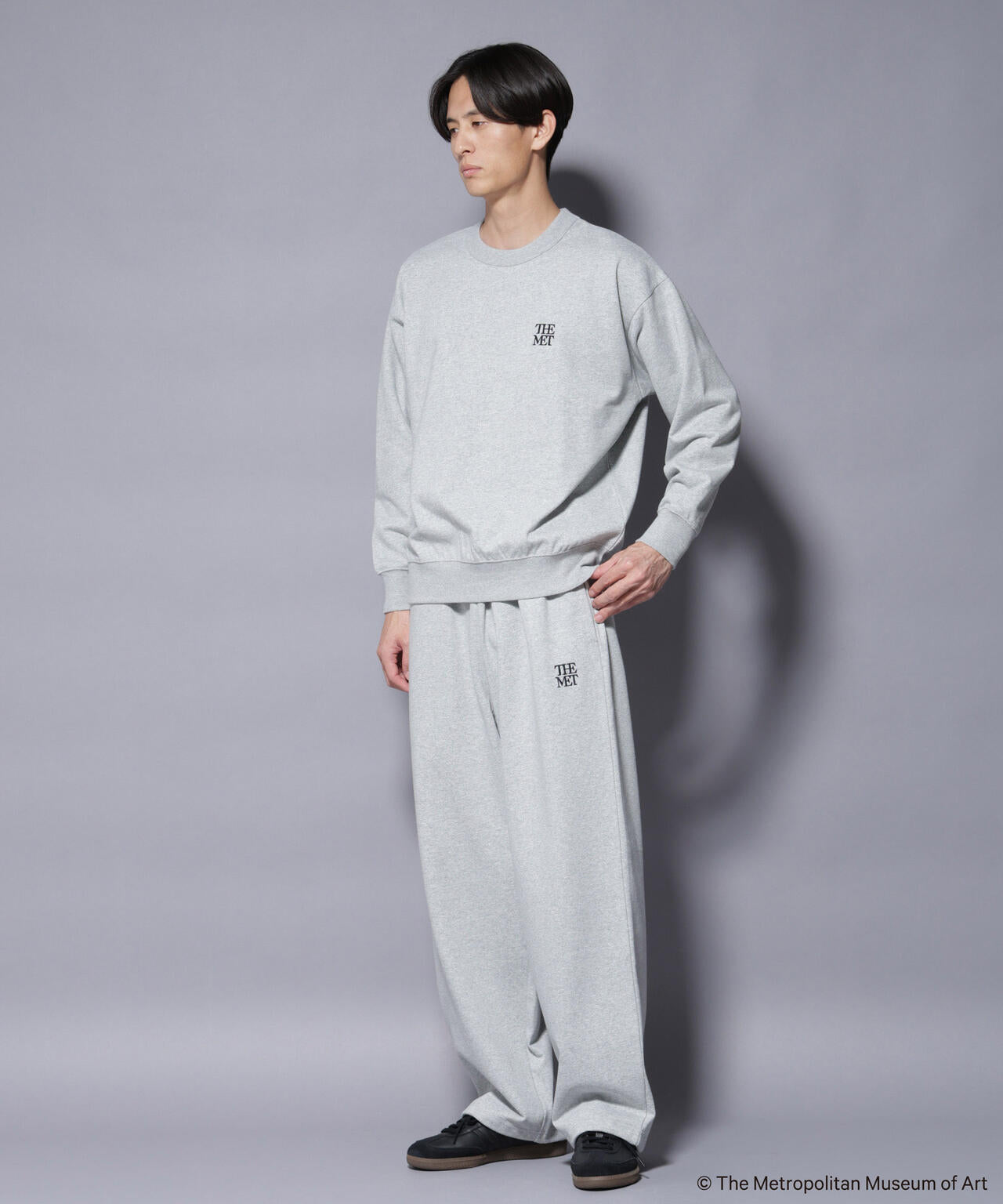 「The Met」ロゴ刺繍 2WAYワイドスウェットパンツ(セットアップ可) 6685227229