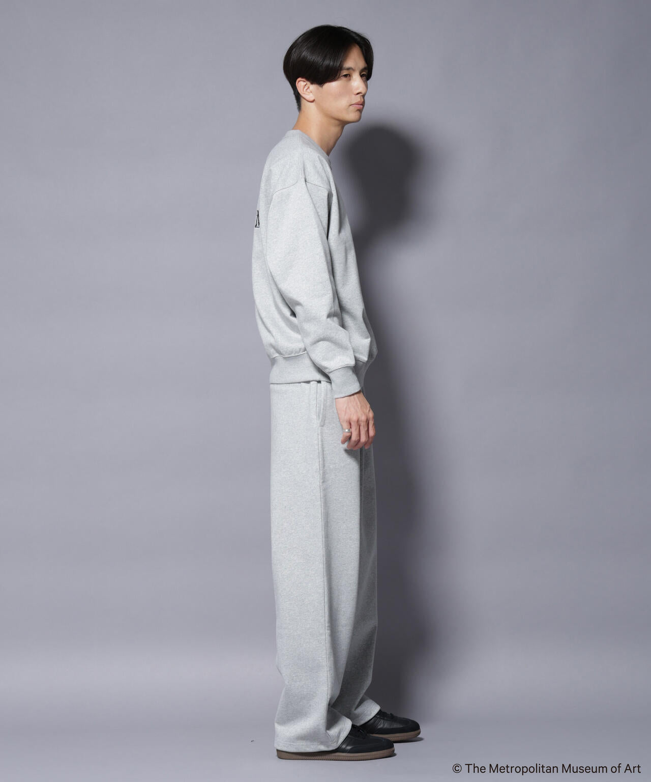「The Met」ロゴ刺繍 2WAYワイドスウェットパンツ(セットアップ可) 6685227229