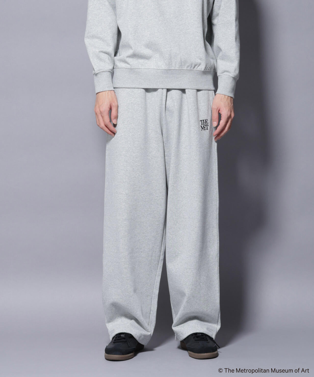 「The Met」ロゴ刺繍 2WAYワイドスウェットパンツ(セットアップ可) 6685227229