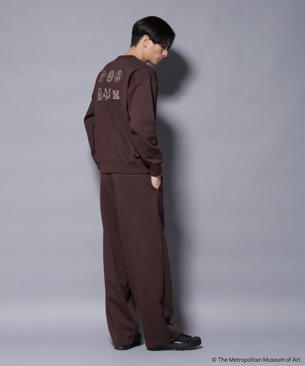 「The Met」ロゴ刺繍 2WAYワイドスウェットパンツ(セットアップ可) 6685227229
