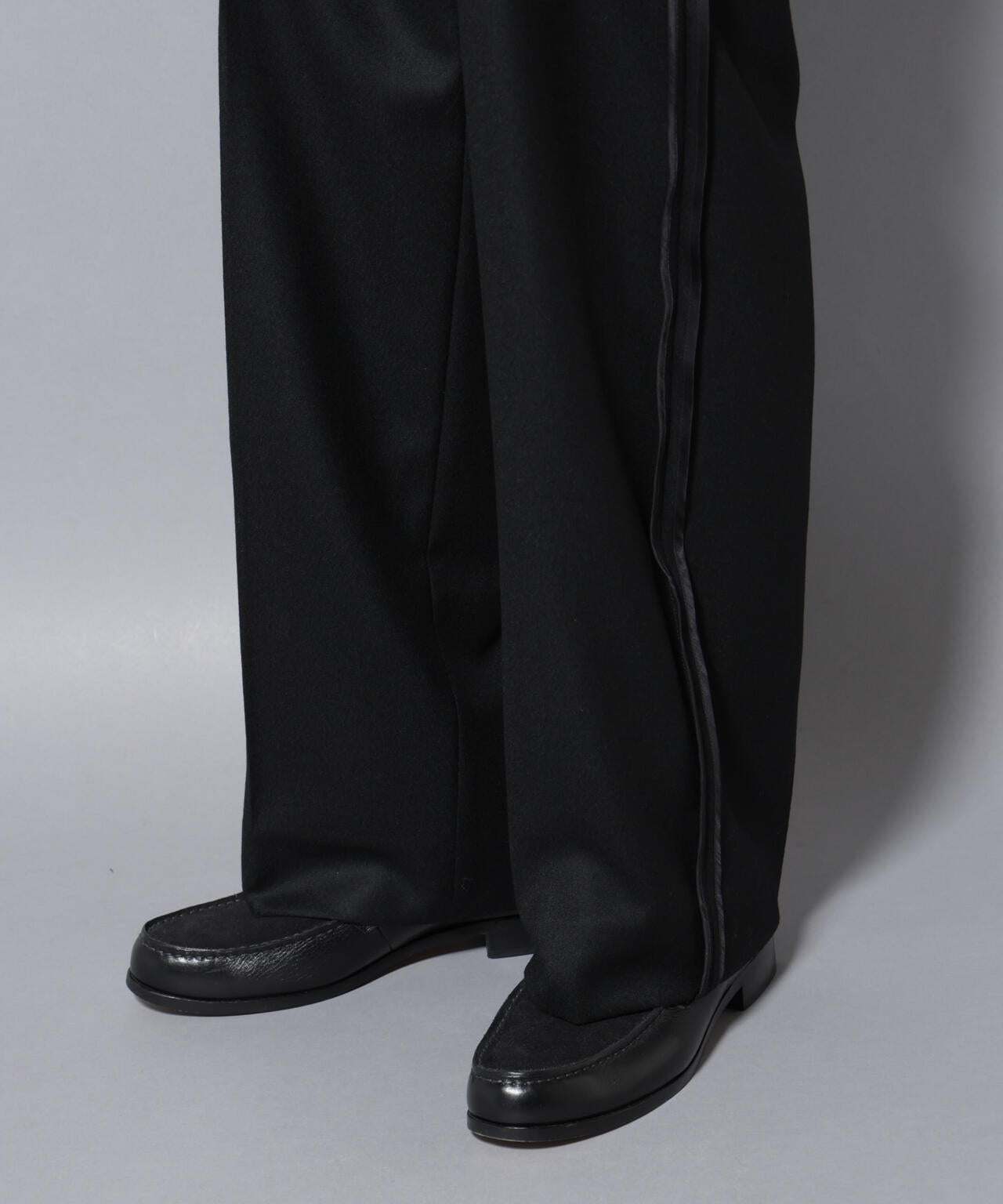 「ASSEMBLANC」インサイドアウトセレモニーパンツ 6685227241