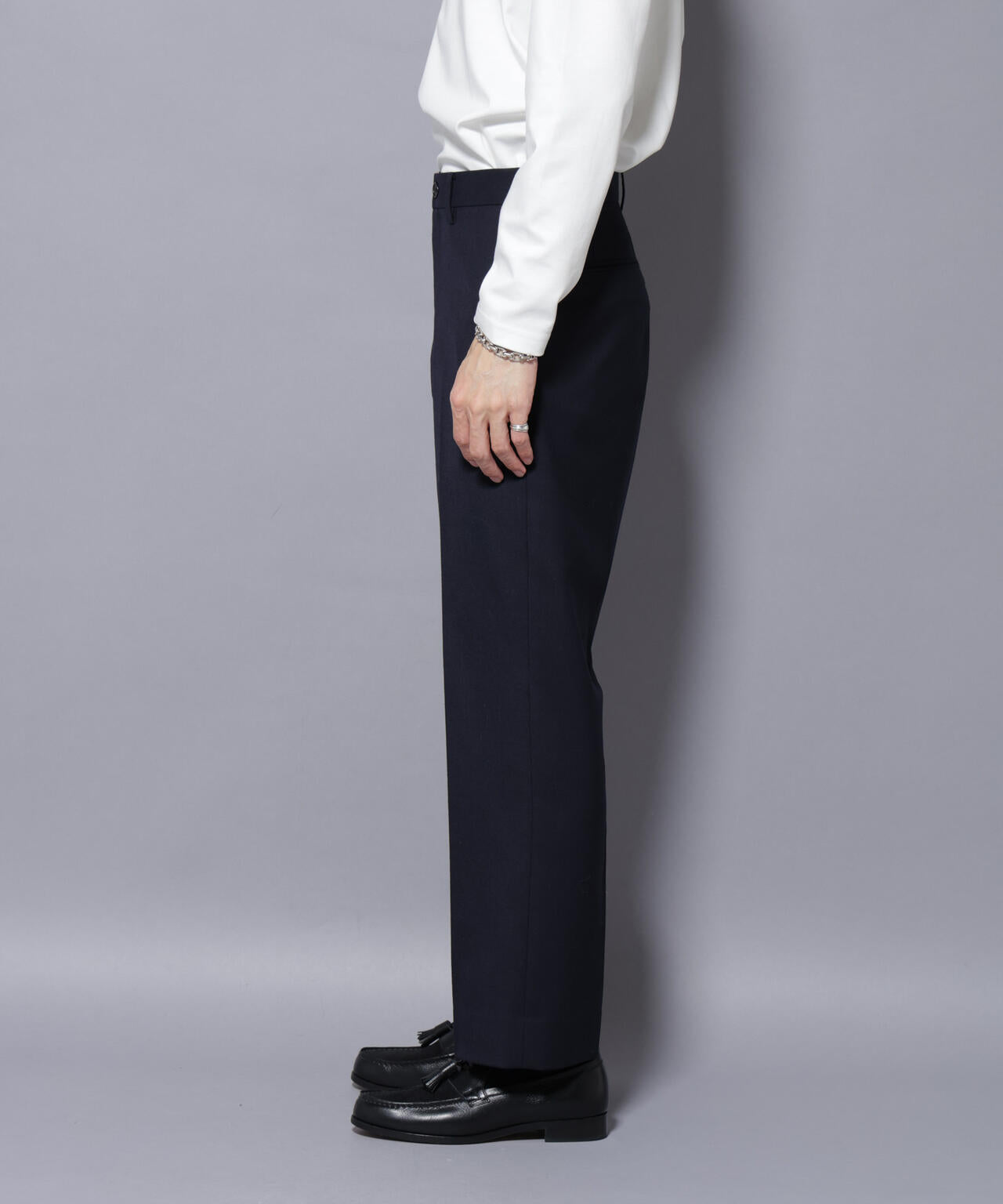 「N TROUSERS PREMIUM」RENU(R)洗えるサキソニーストレートパンツ 6685229208