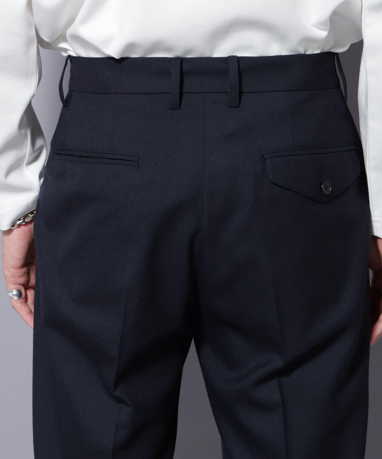 「N TROUSERS PREMIUM」RENU(R)洗えるサキソニーストレートパンツ 6685229208