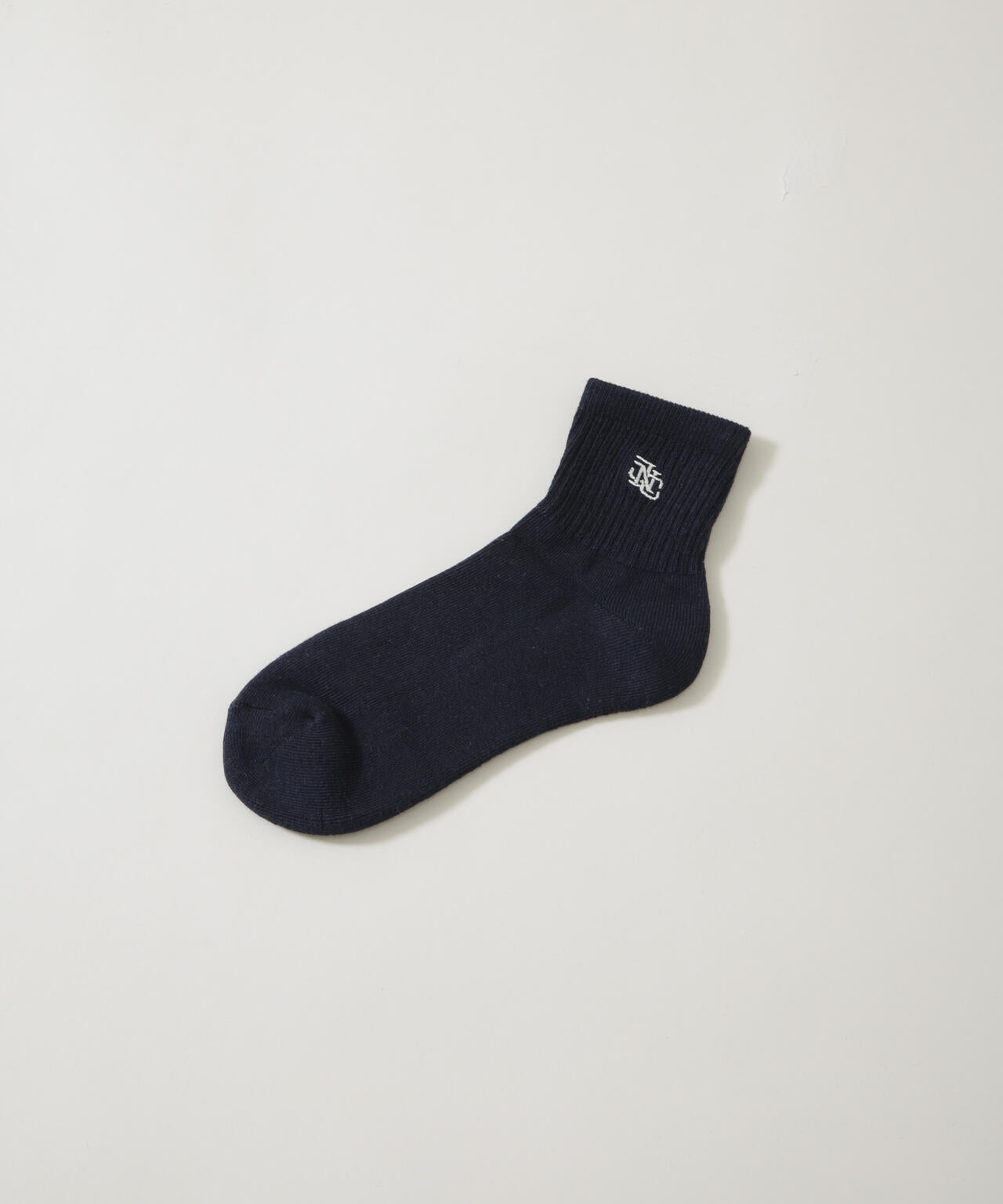 「NJ/CLUB」 クォーターリブロゴ刺繍ソックス 6685251202