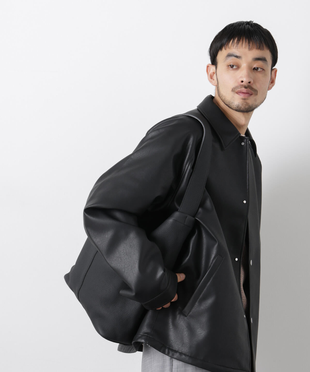 フェイクレザーリラックスコーチジャケット 6686112210