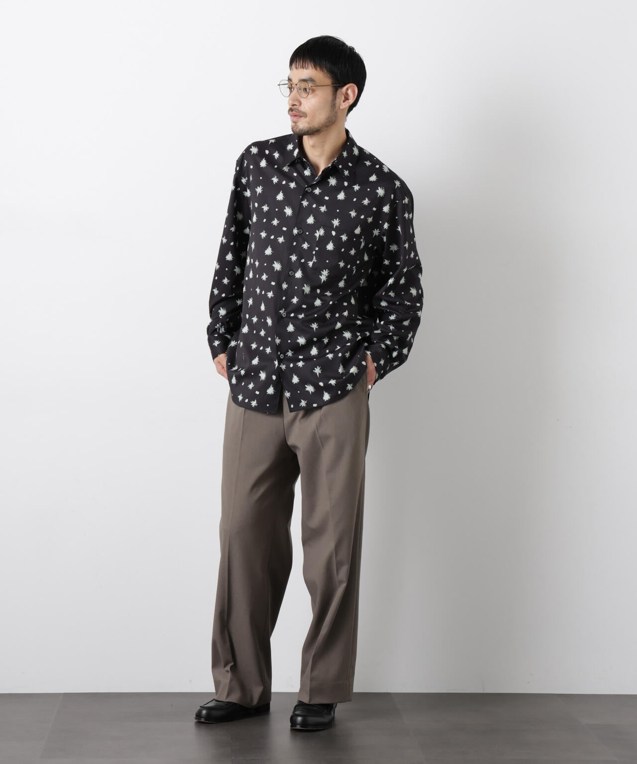 「EDITRIAL PRINT」アートフラワーシャツ 6686120215