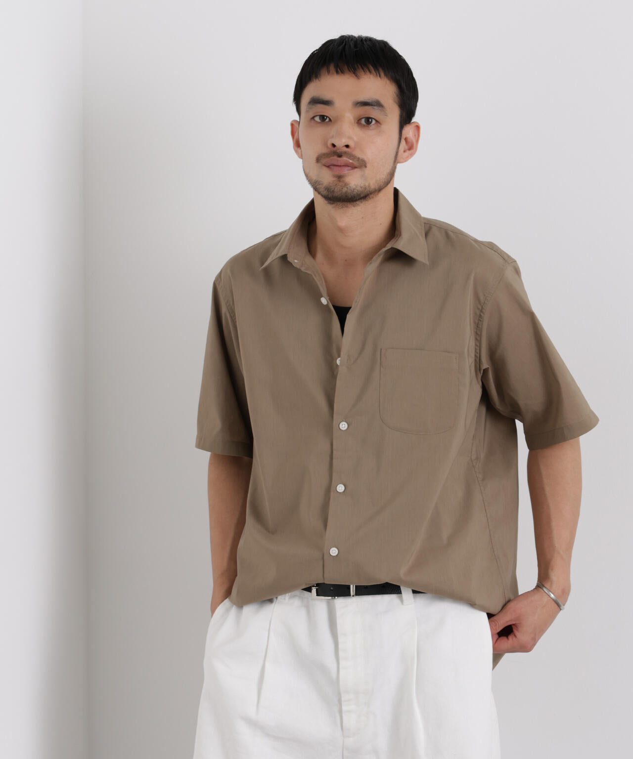 ポリエステル/麻混 半袖レギュラーカラーシャツ 6686121212