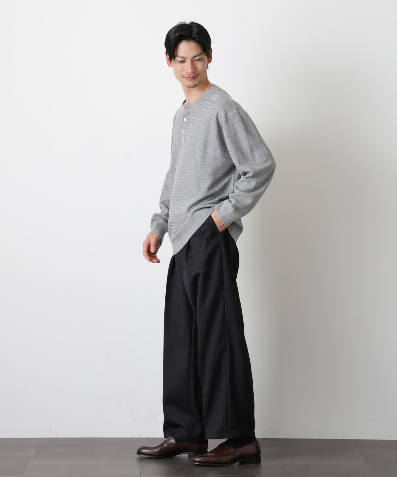 テクスチャーヘンリーネックニット 6686122205