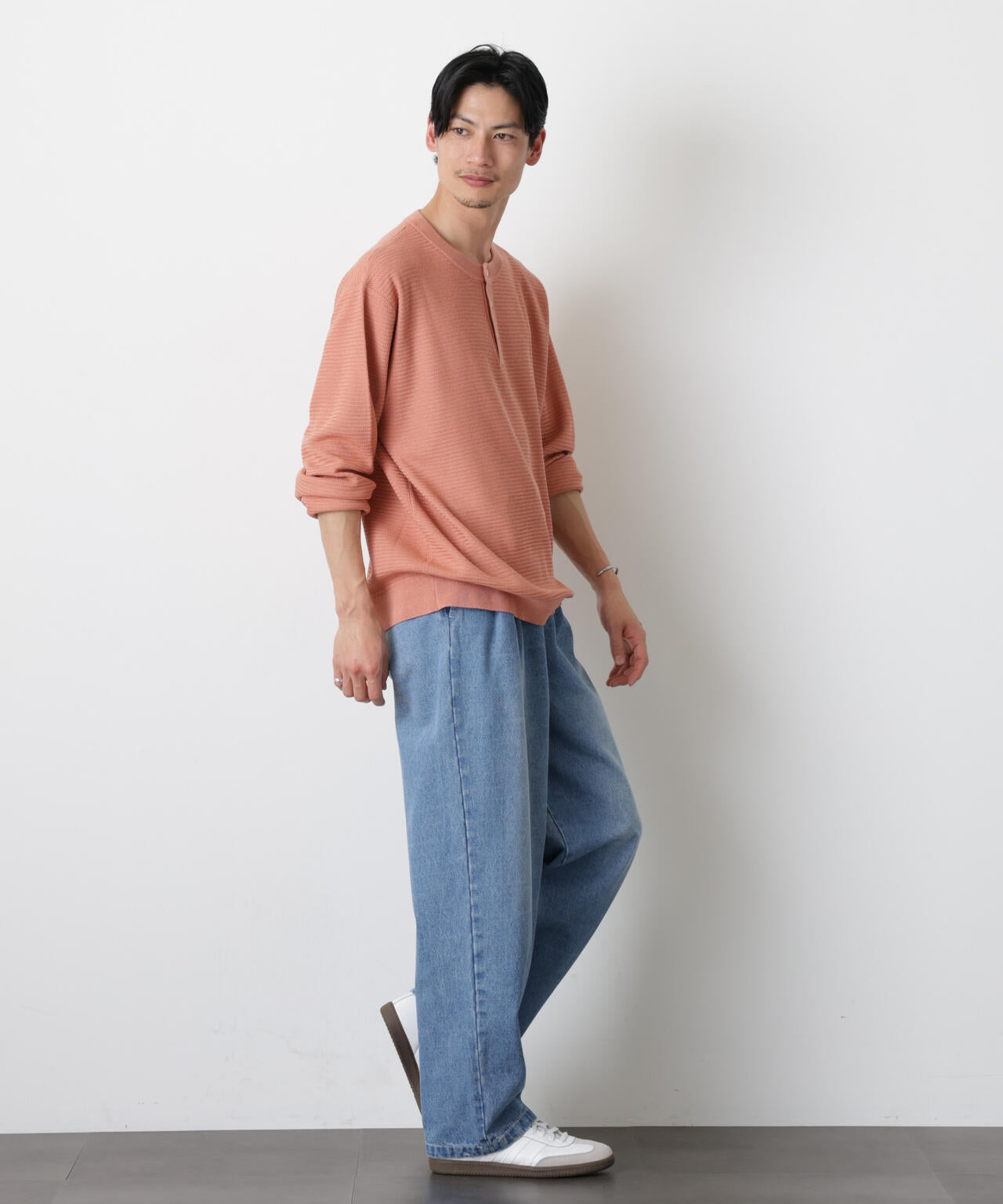 テクスチャーヘンリーネックニット 6686122205