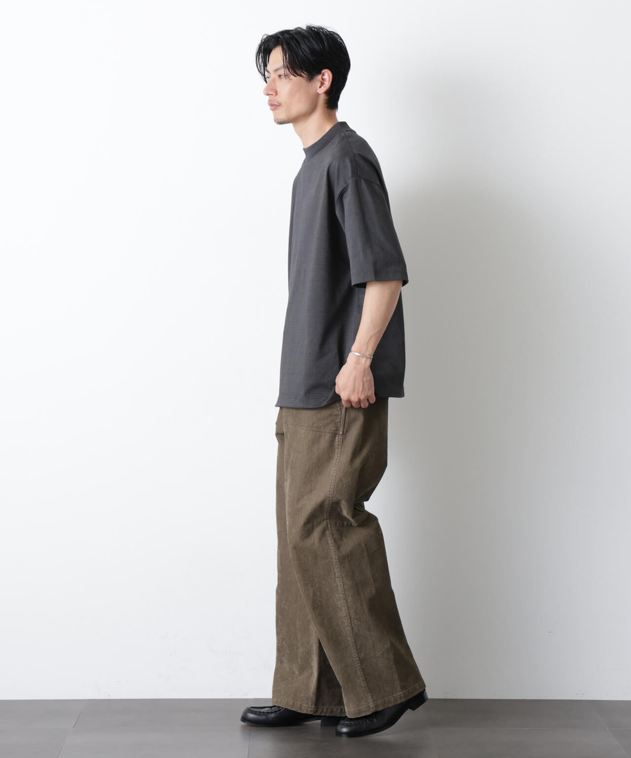 ソラーロワイドモックネックTシャツ 6686124203