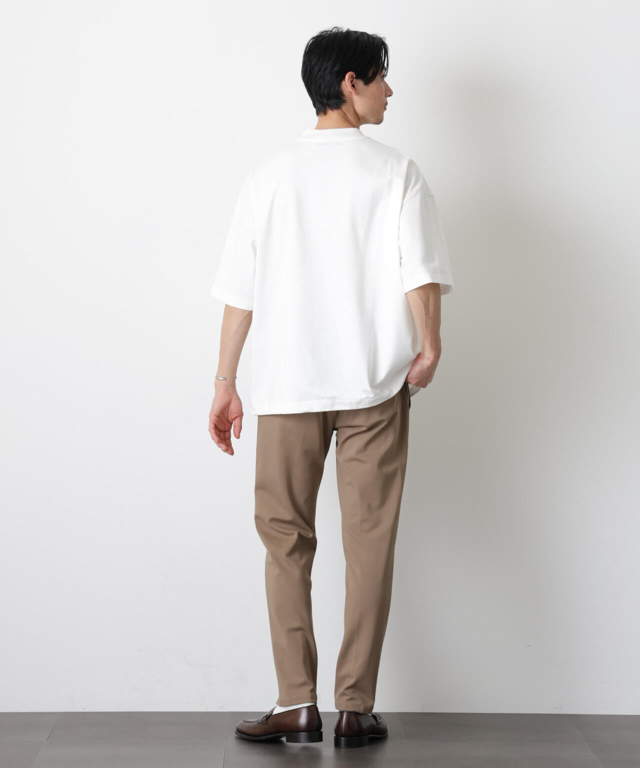 ソラーロワイドモックネックTシャツ 6686124203