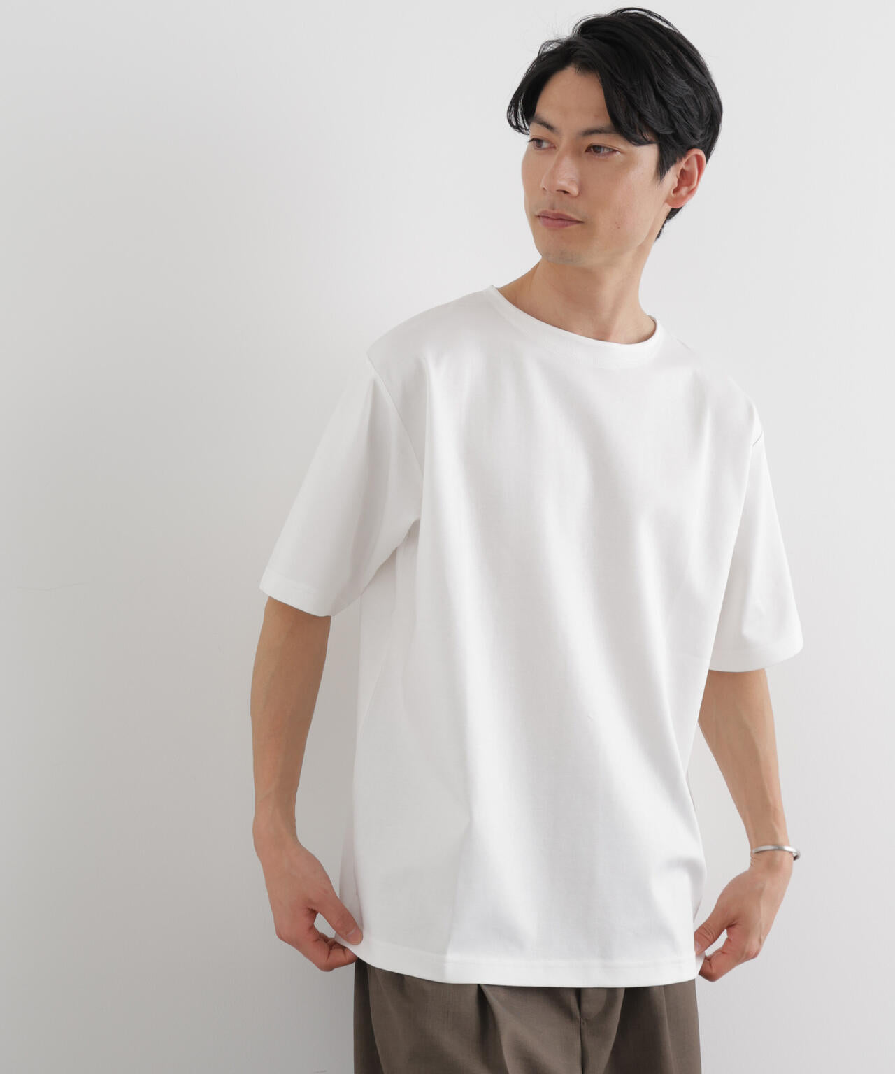 モクロディ ボートネック サイドスリットTシャツ 6686124204