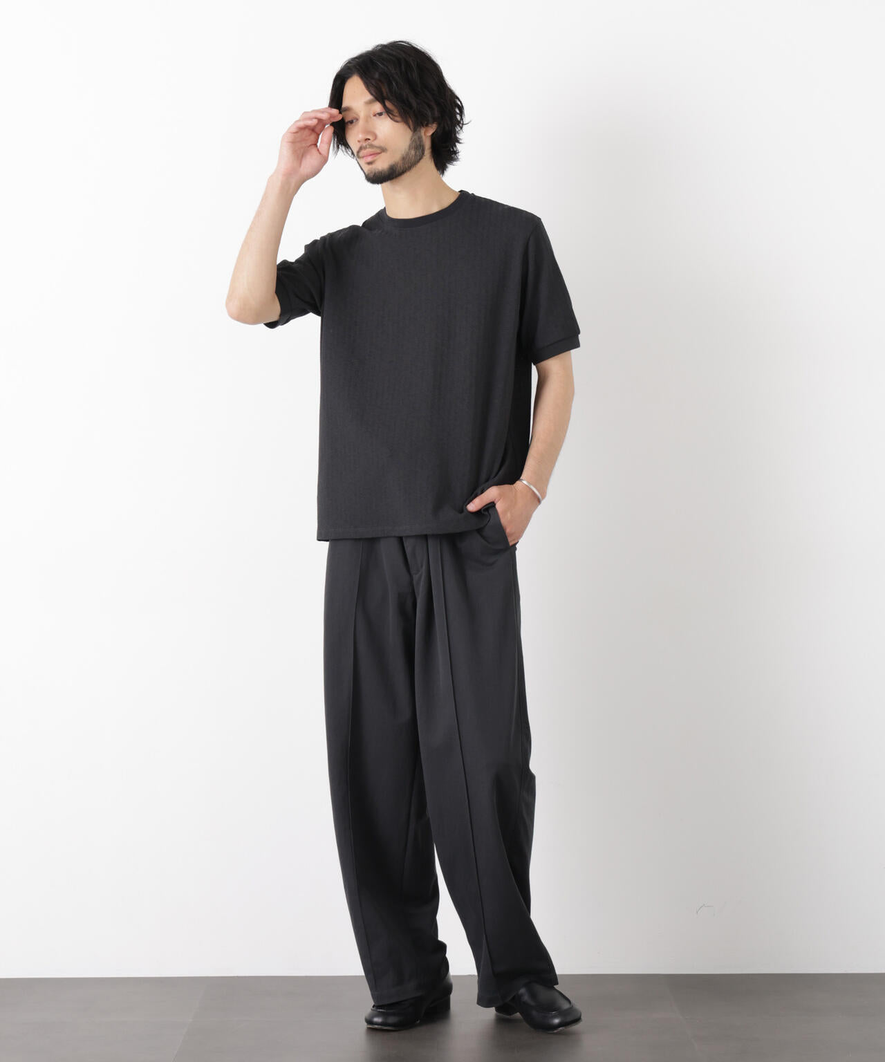 「モダンコンフォート」ヘリンボン クルーネックTシャツ 半袖 6686124243