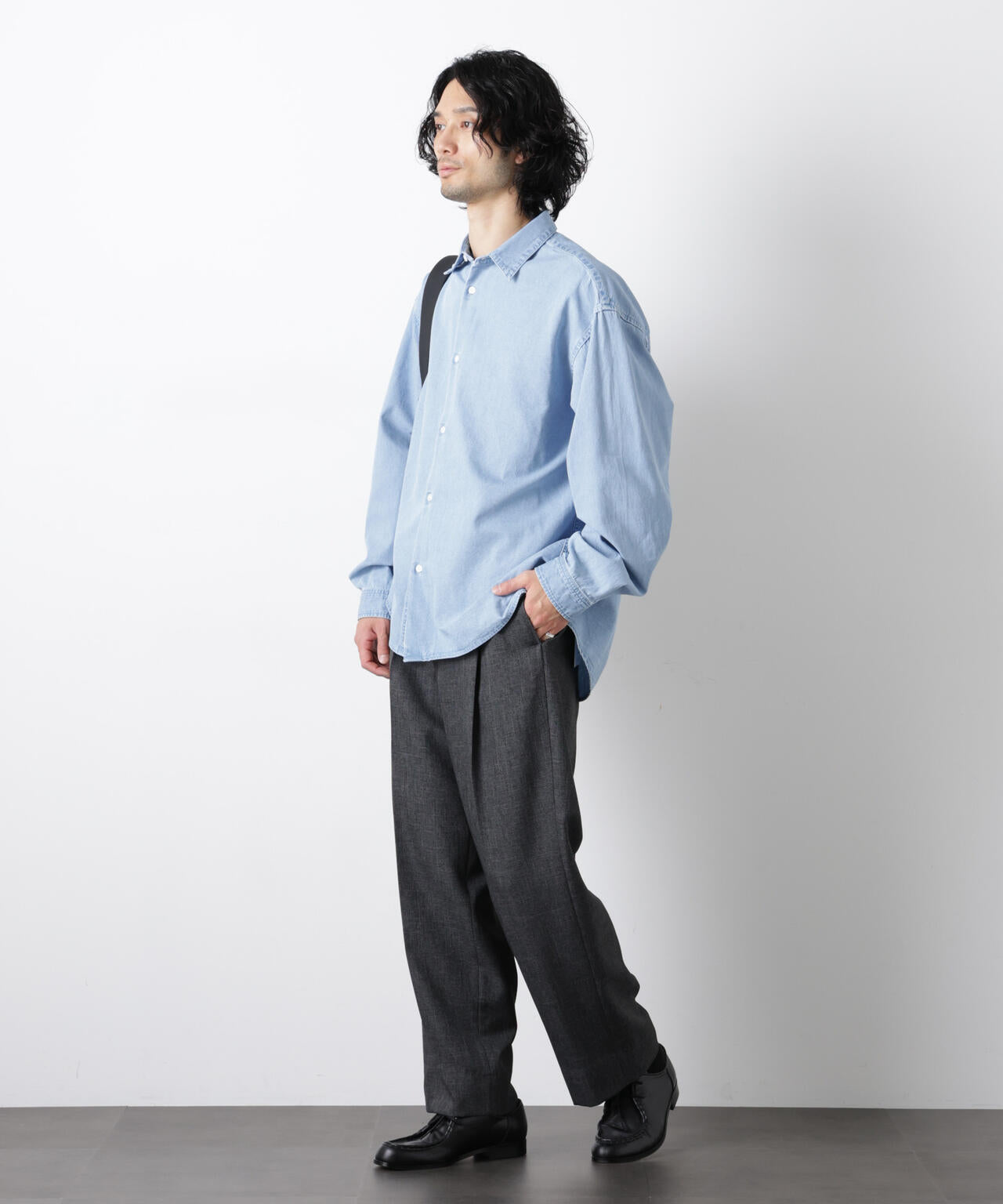 「大人のワイドパンツ」シャークスキンイージースラックス 6686127202
