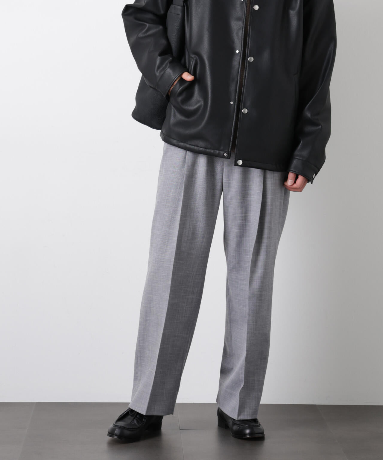 「大人のワイドパンツ」スラブシャークスキンイージースラックス 6686127209