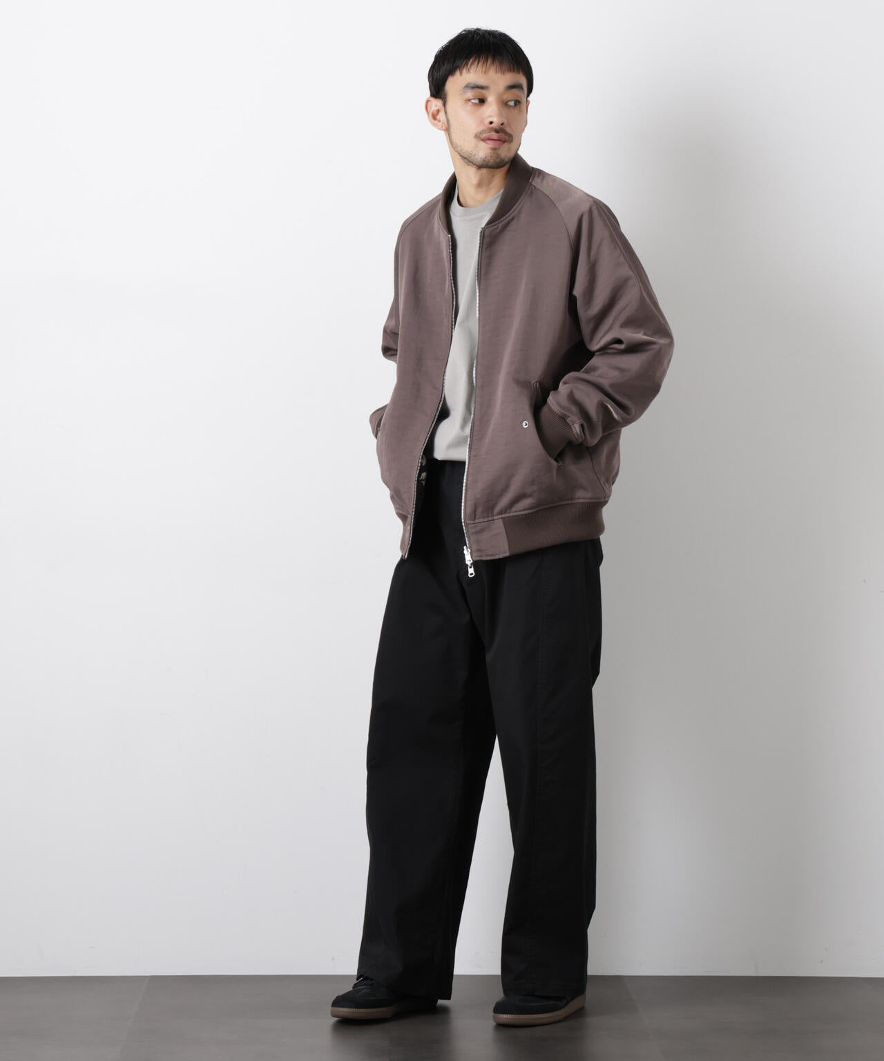 「ASSEMBLANC」ベルテッド3Dパンツ 6686127211