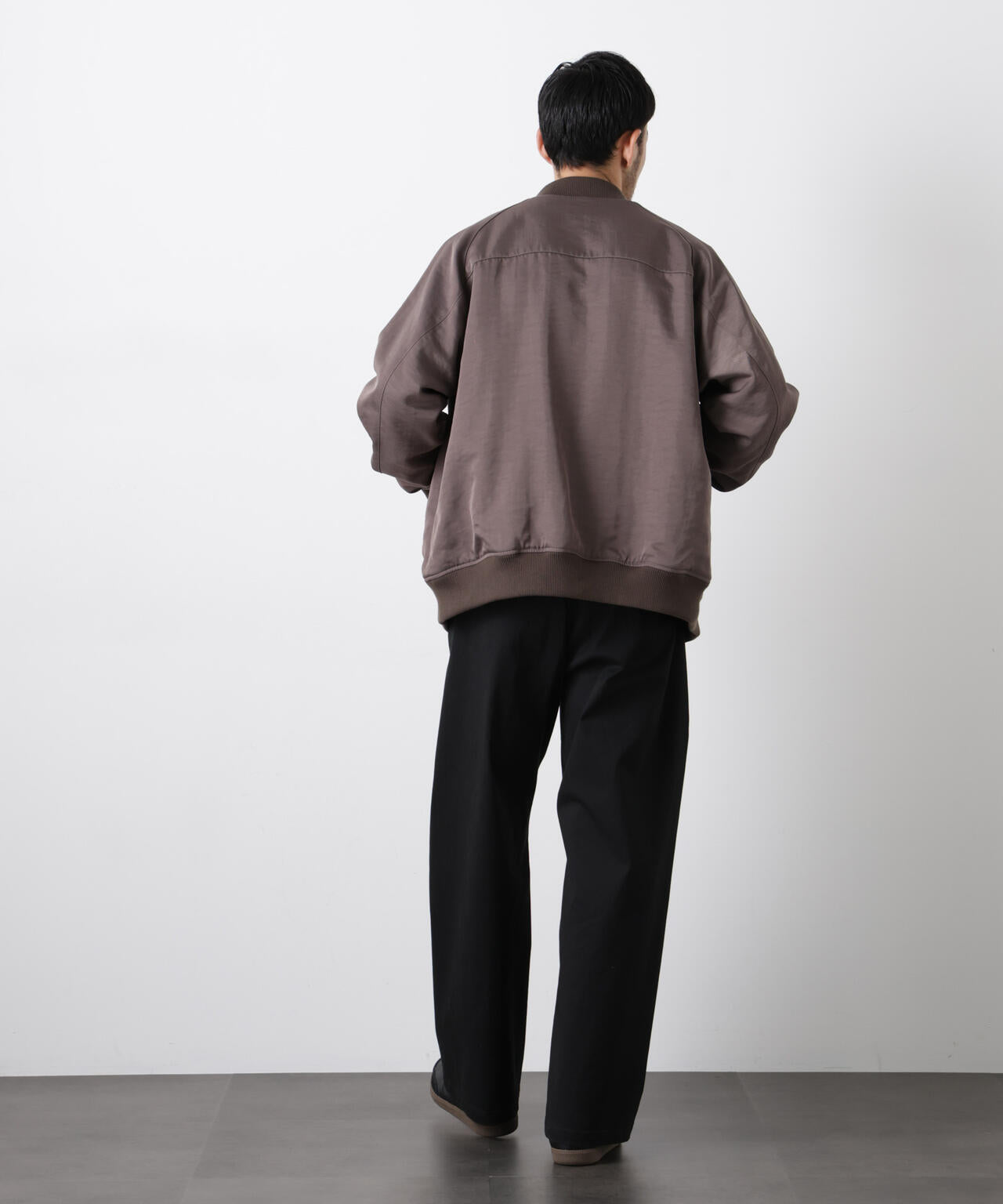 「ASSEMBLANC」ベルテッド3Dパンツ 6686127211