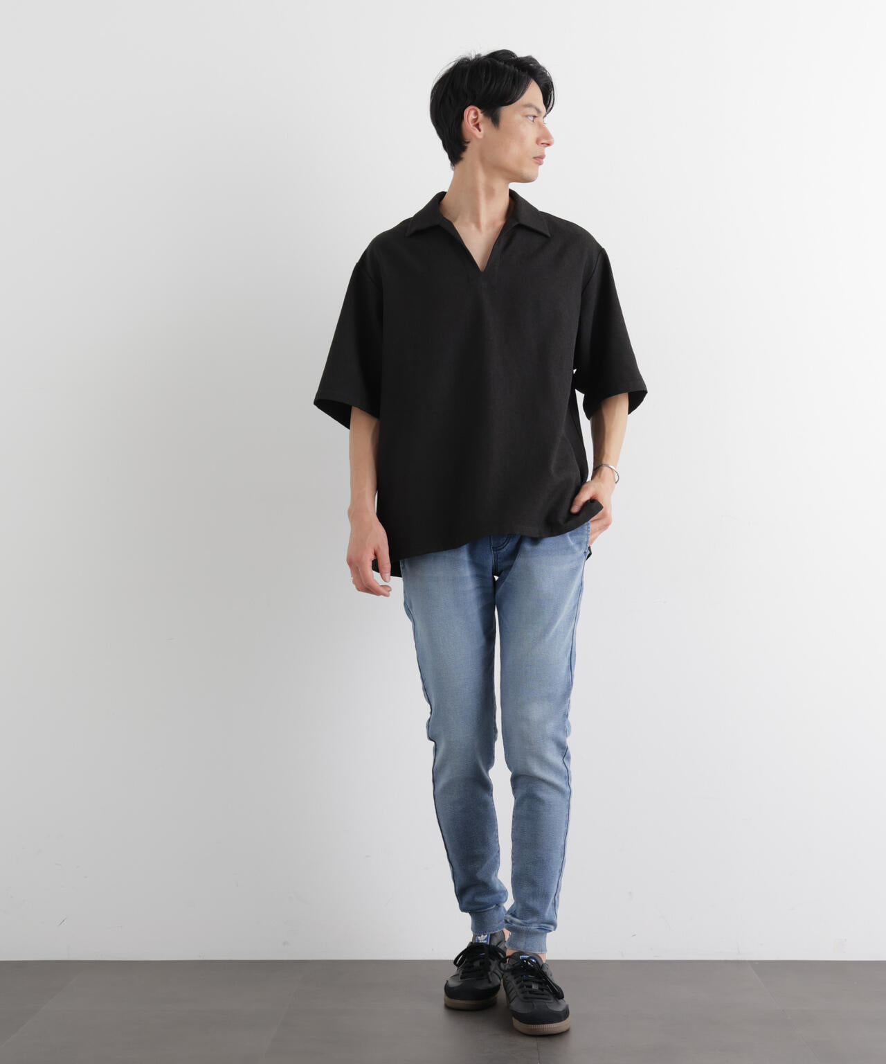 「Meaningful Continuity」 ストレッチデニムジョガーパンツ 6686127220