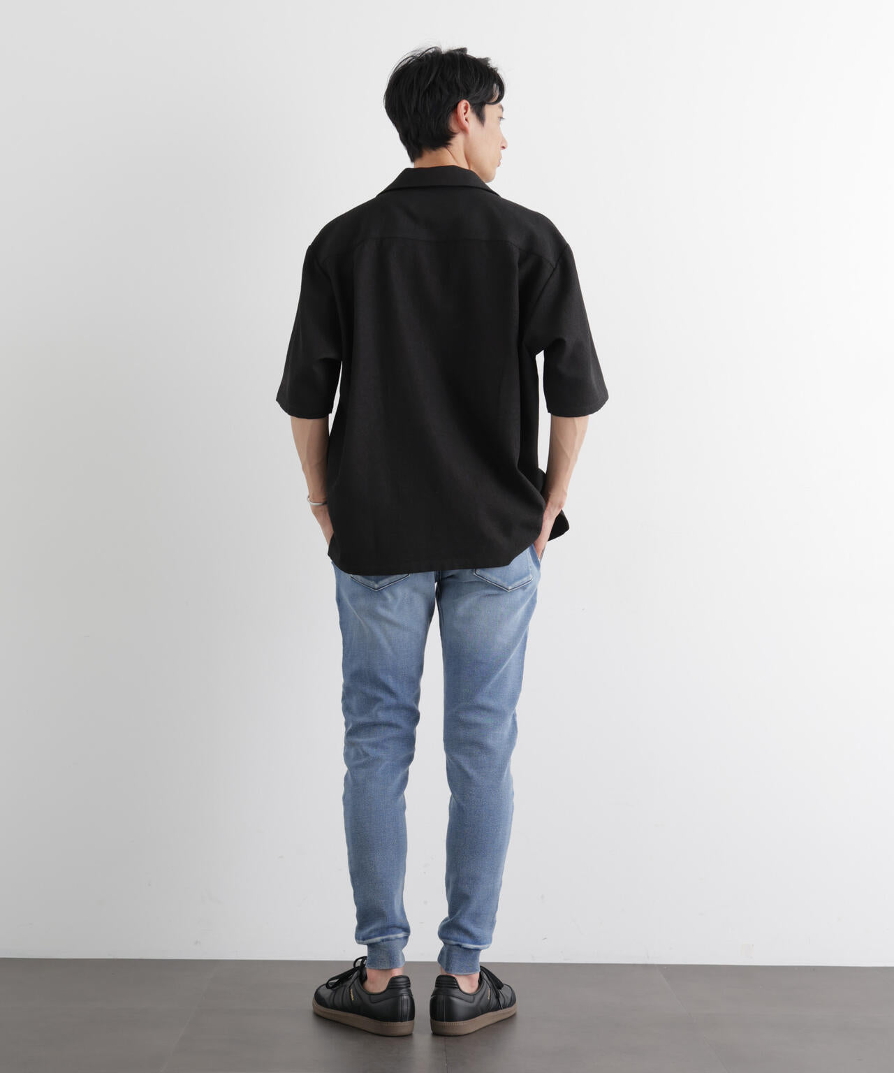 「Meaningful Continuity」 ストレッチデニムジョガーパンツ 6686127220