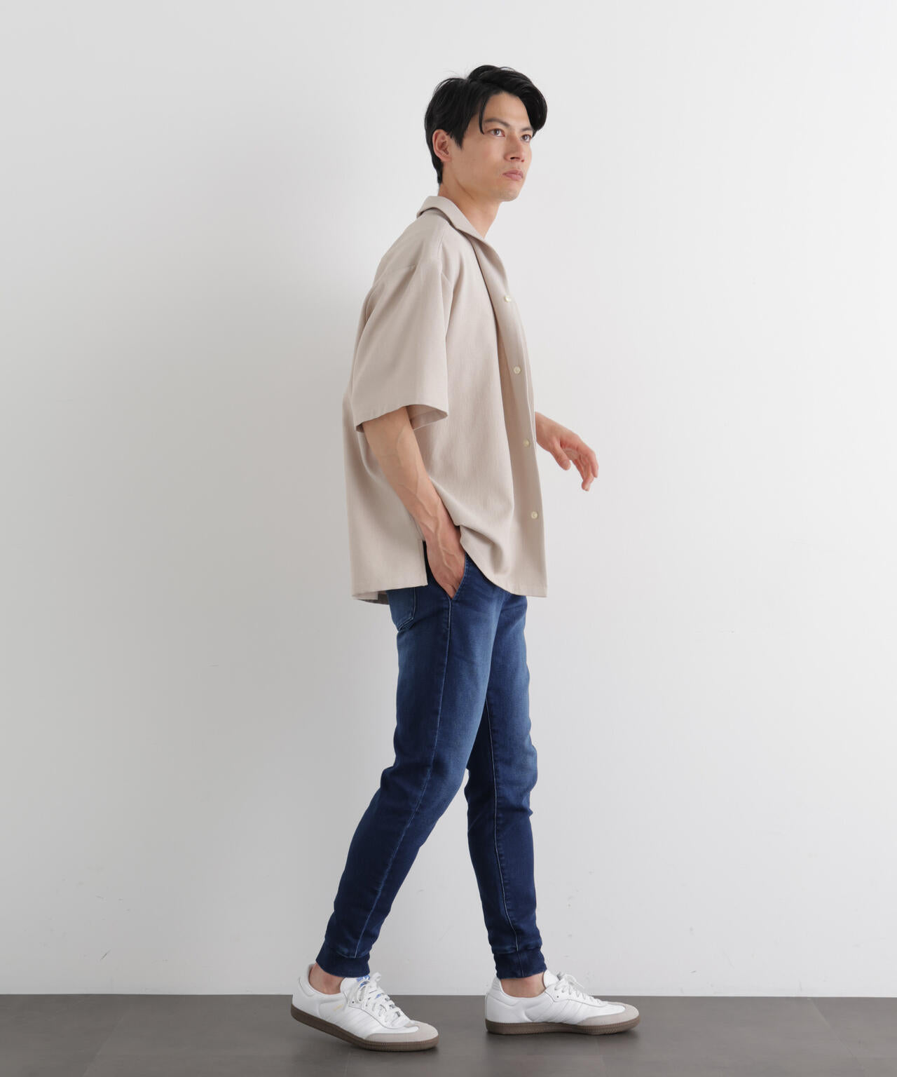 「Meaningful Continuity」 ストレッチデニムジョガーパンツ 6686127220