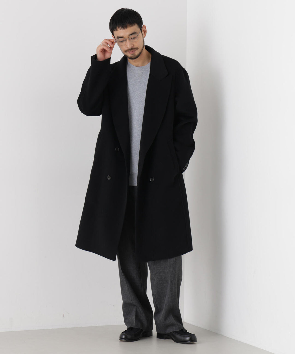 「ASSEMBLANC」 カシミヤブレンドリバーピークドラペルダブルコート 6686211209
