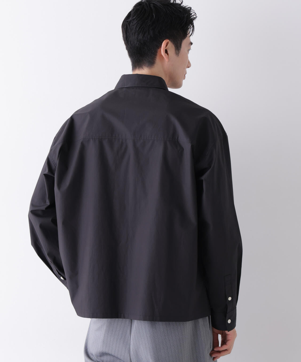 「James Fabric」 ボクシークロップドシャツブルゾン 6686220210