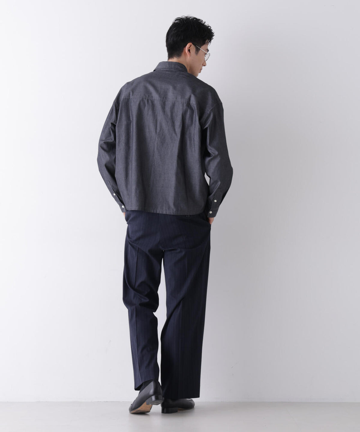 「James Fabric」 ボクシークロップドシャツブルゾン 6686220210
