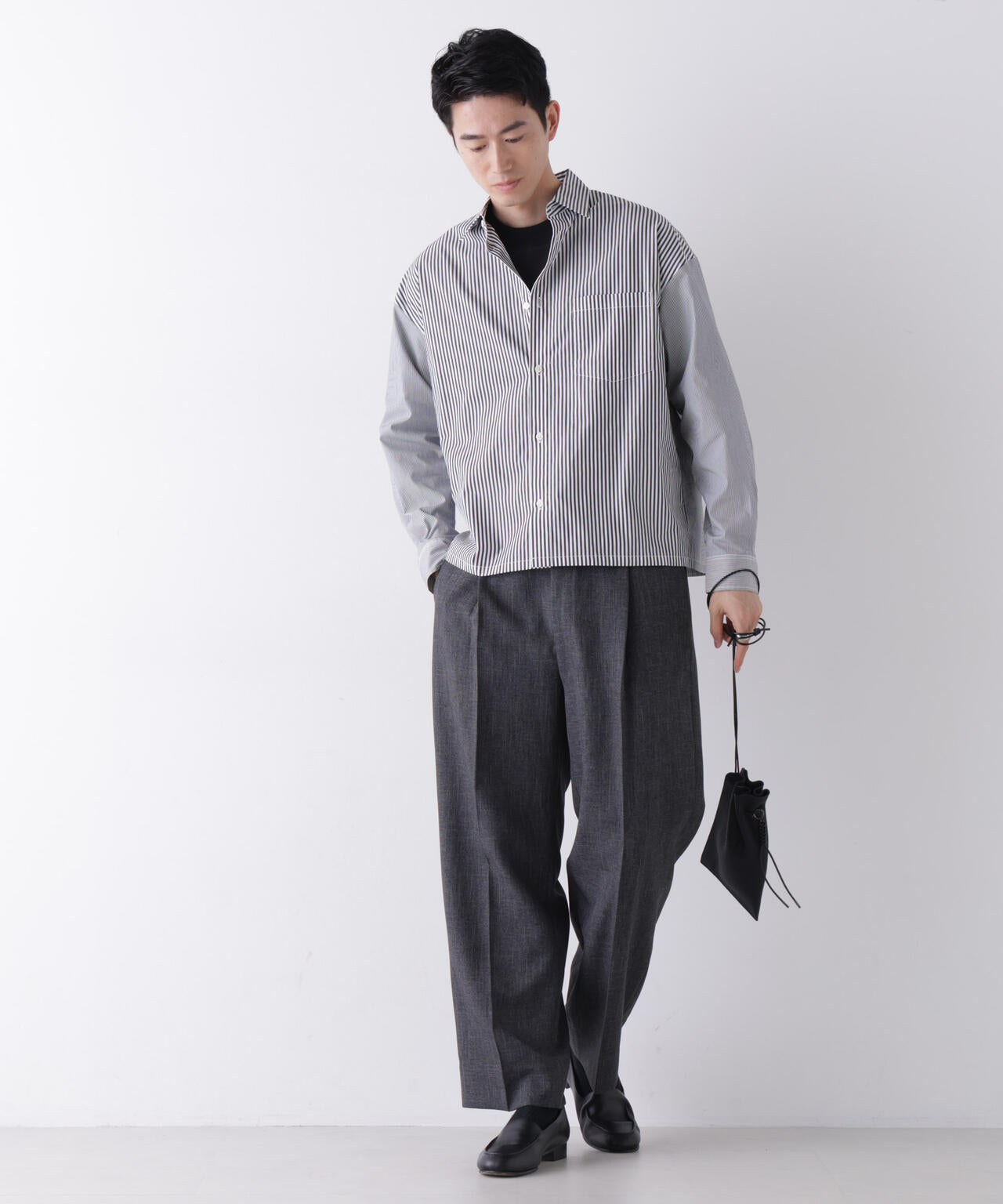 「James Fabric」 ボクシークロップドシャツブルゾン 6686220210