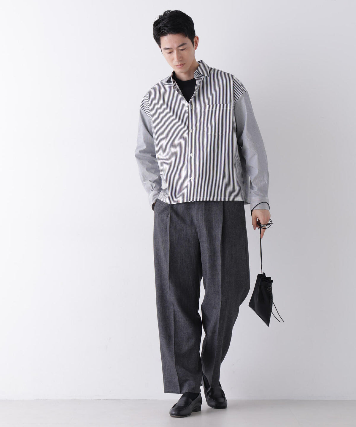 「James Fabric」 ボクシークロップドシャツブルゾン 6686220210