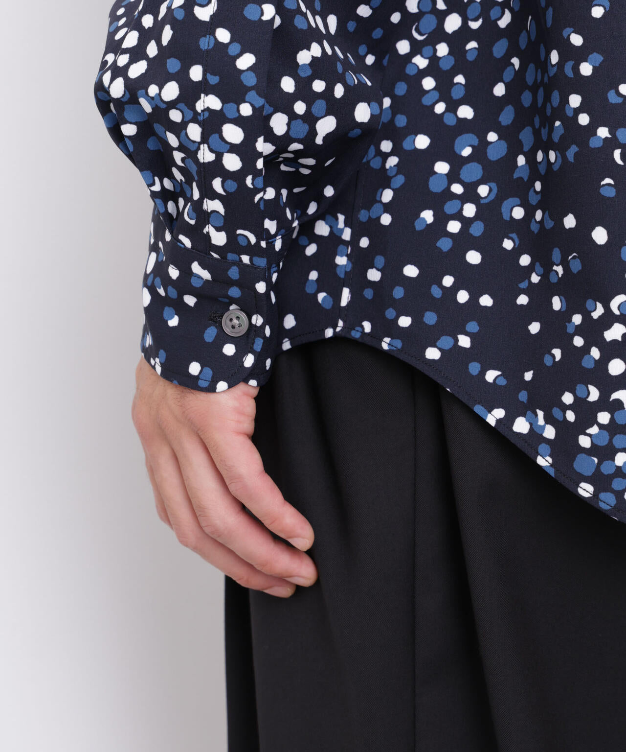 EDITORIAL PRINT レギュラーカラーシャツ 6686220222