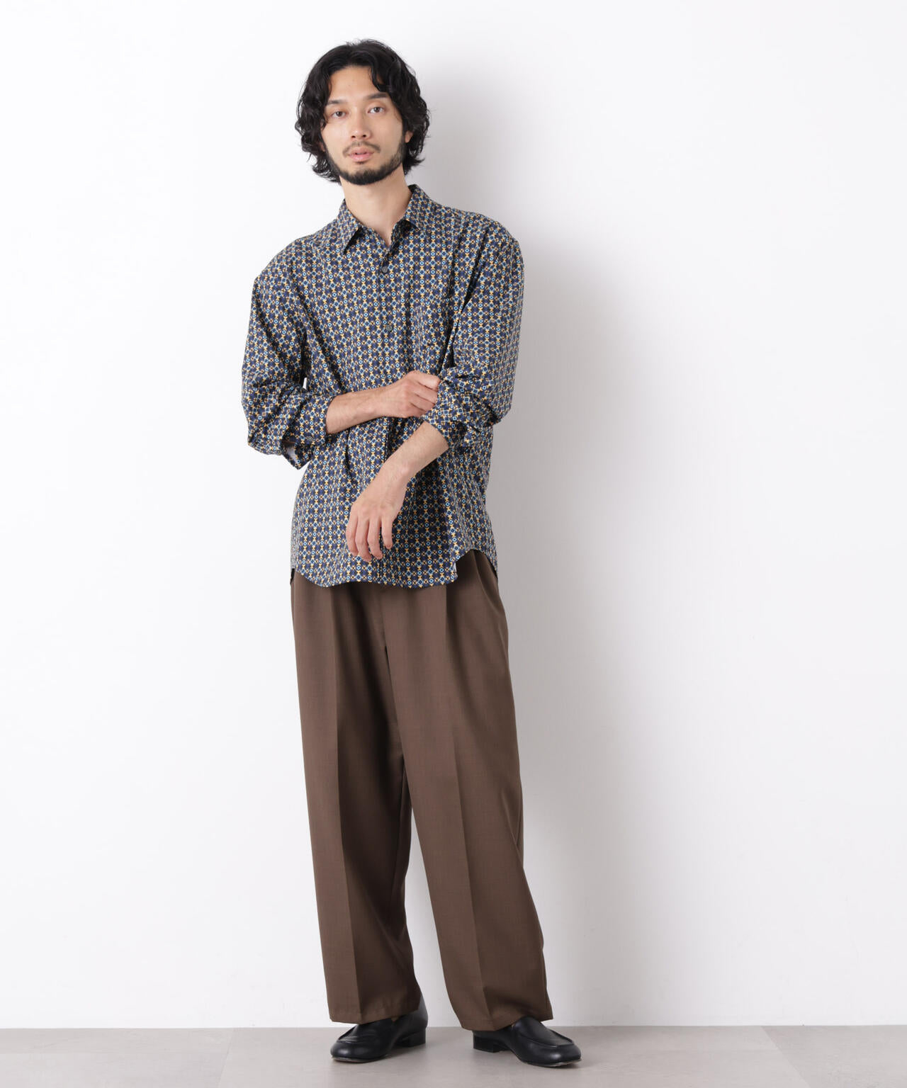 EDITORIAL PRINT レギュラーカラーシャツ 6686220222