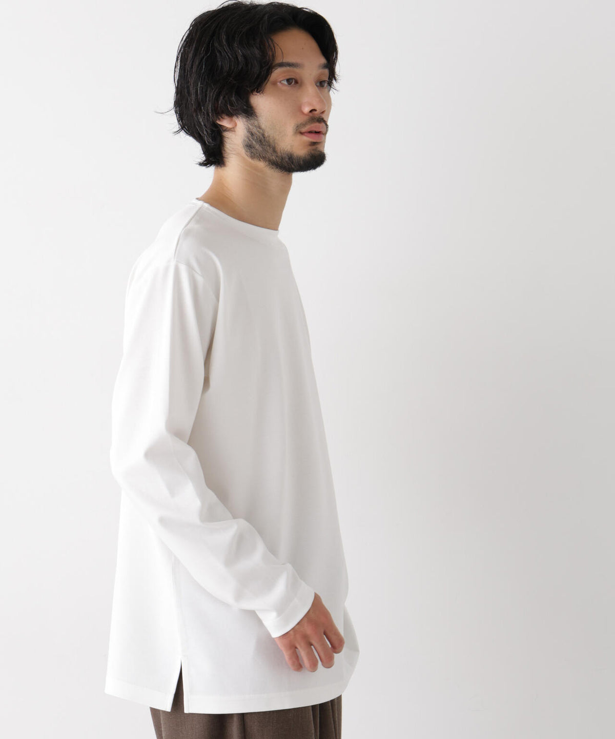 「モダンコンフォートシリーズ」モクロディ ボートネック サイドスリット Tシャツ 6686223230