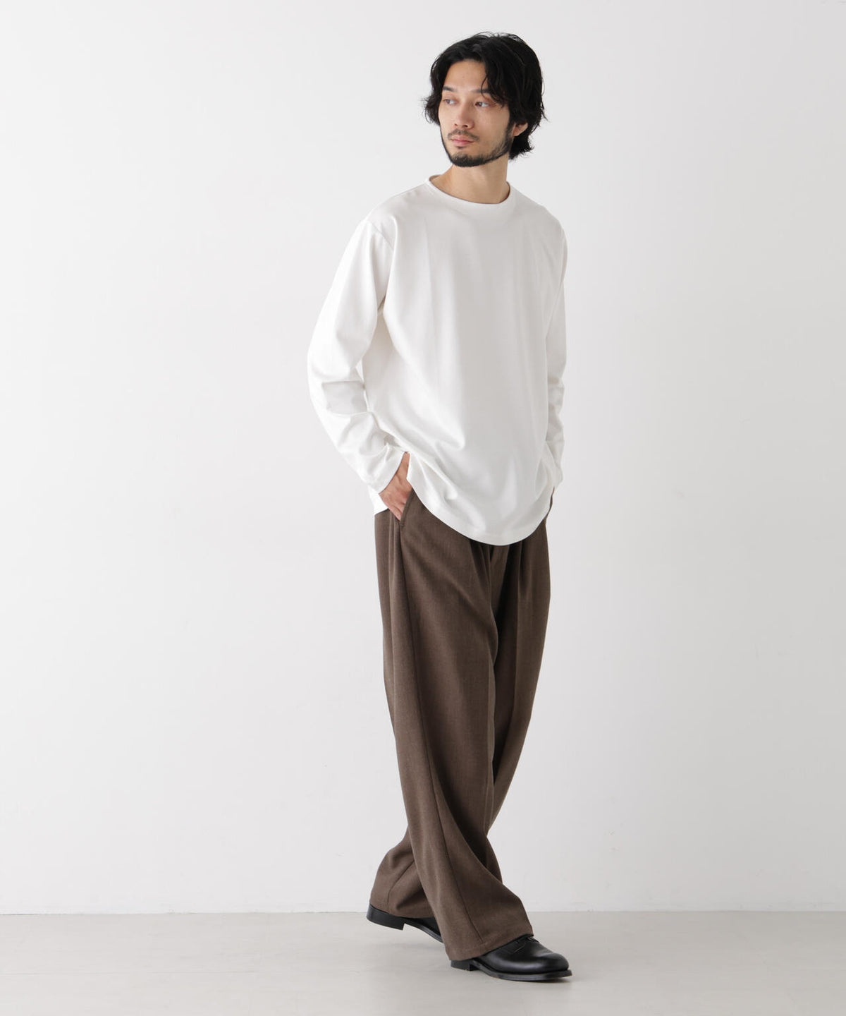 「モダンコンフォートシリーズ」モクロディ ボートネック サイドスリット Tシャツ 6686223230