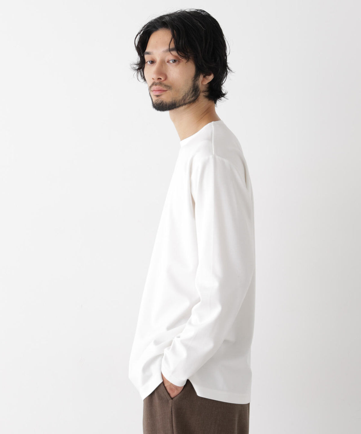 「モダンコンフォートシリーズ」モクロディ ボートネック サイドスリット Tシャツ 6686223230