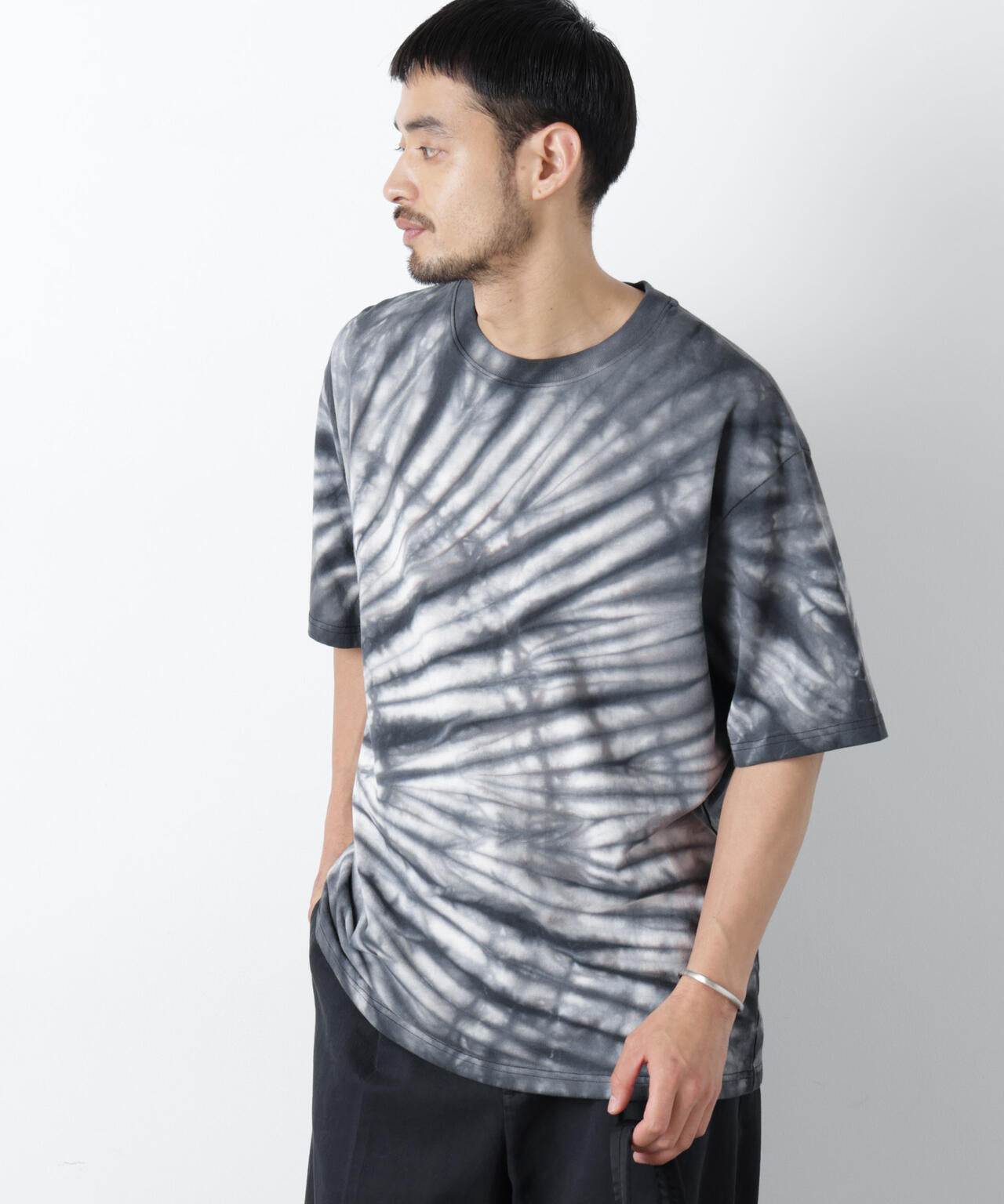 ブラックタイダイTシャツ 6686224202