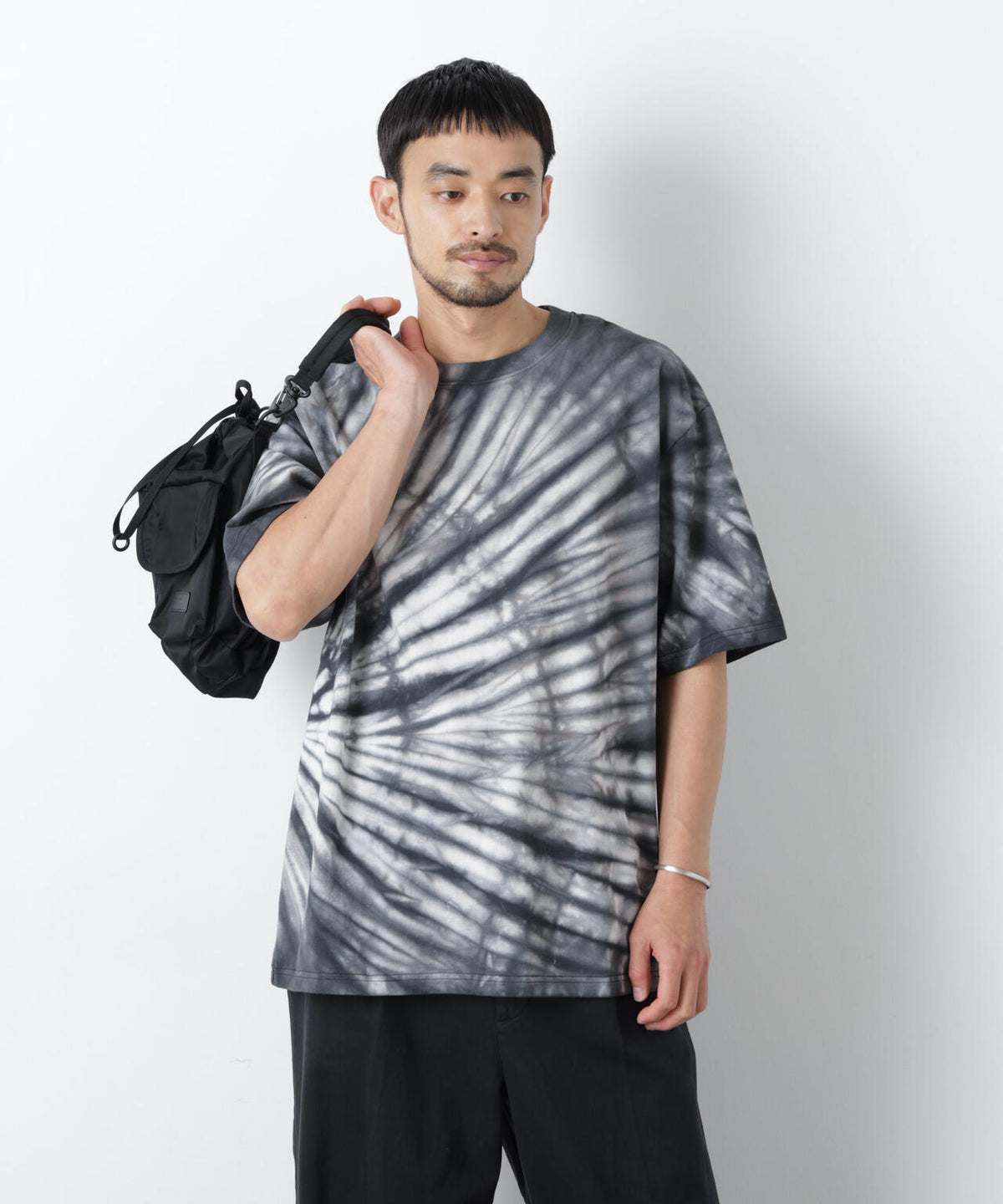 ブラックタイダイTシャツ 6686224202
