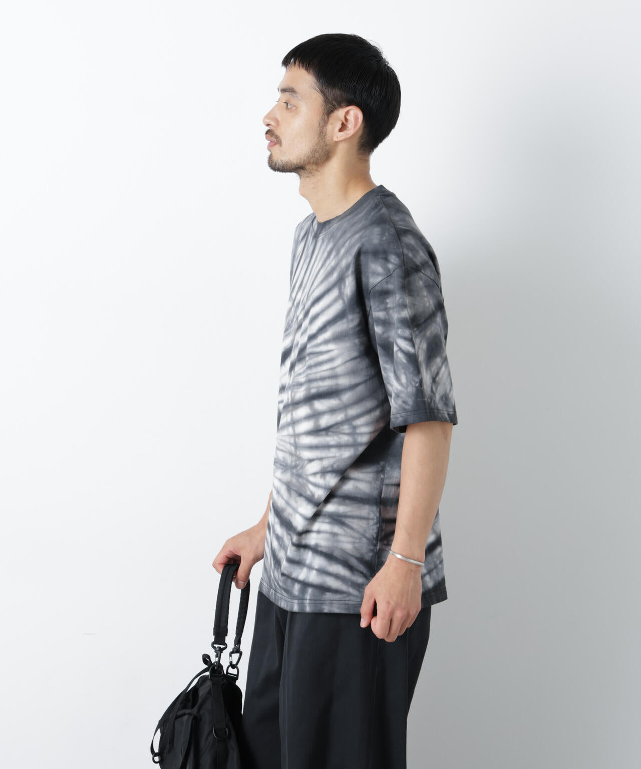ブラックタイダイTシャツ 6686224202