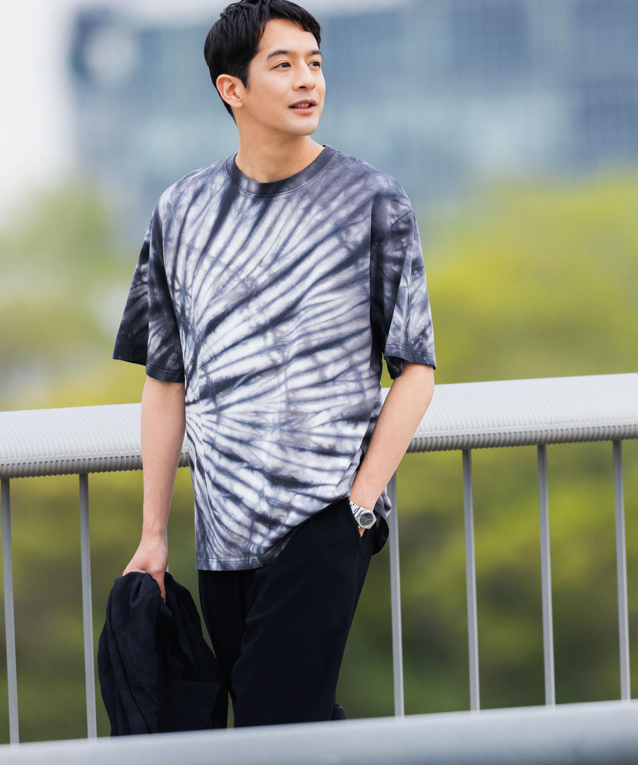 ブラックタイダイTシャツ 6686224202