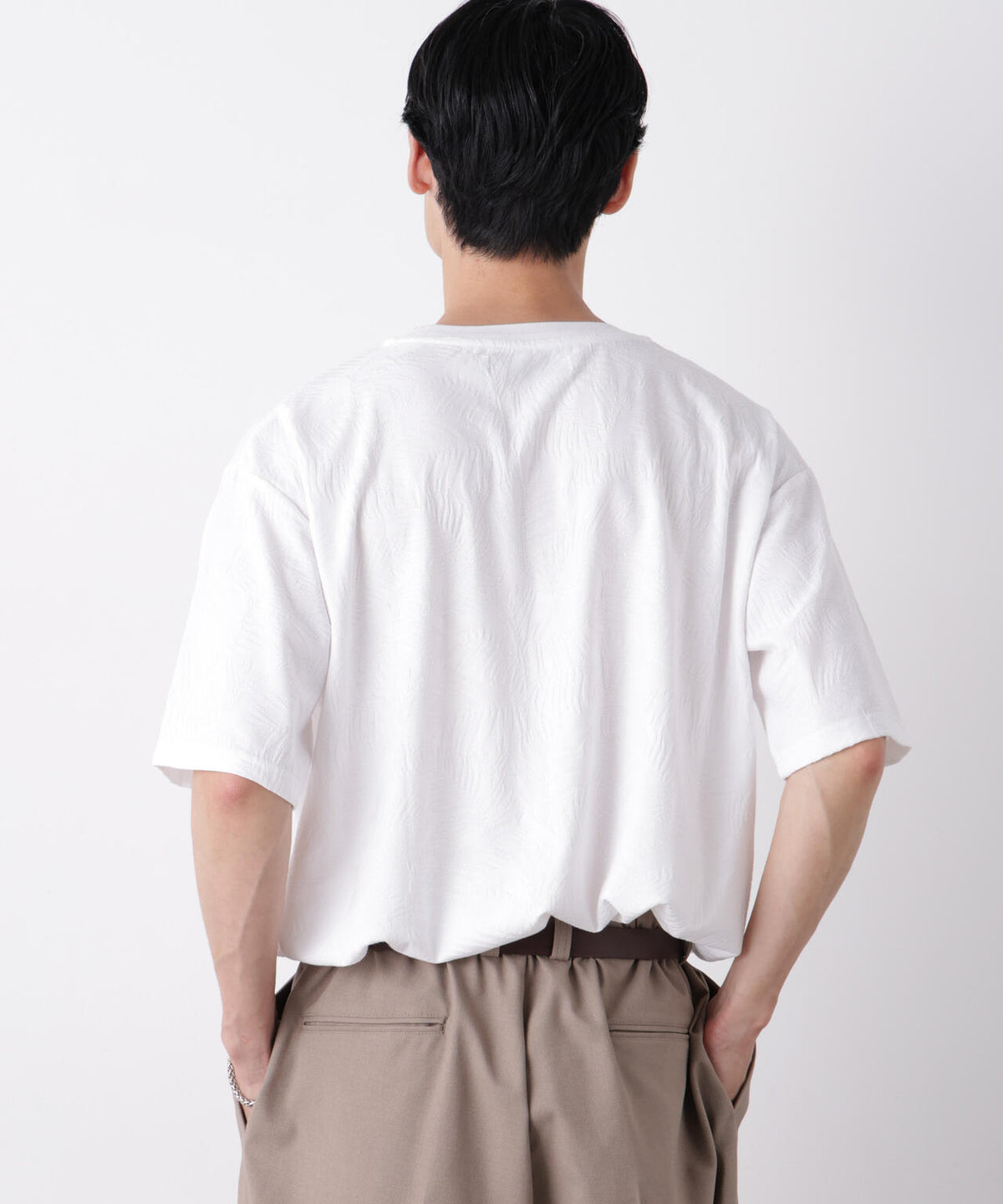 リンクスジャガードリーフ柄Tシャツ 6686224204