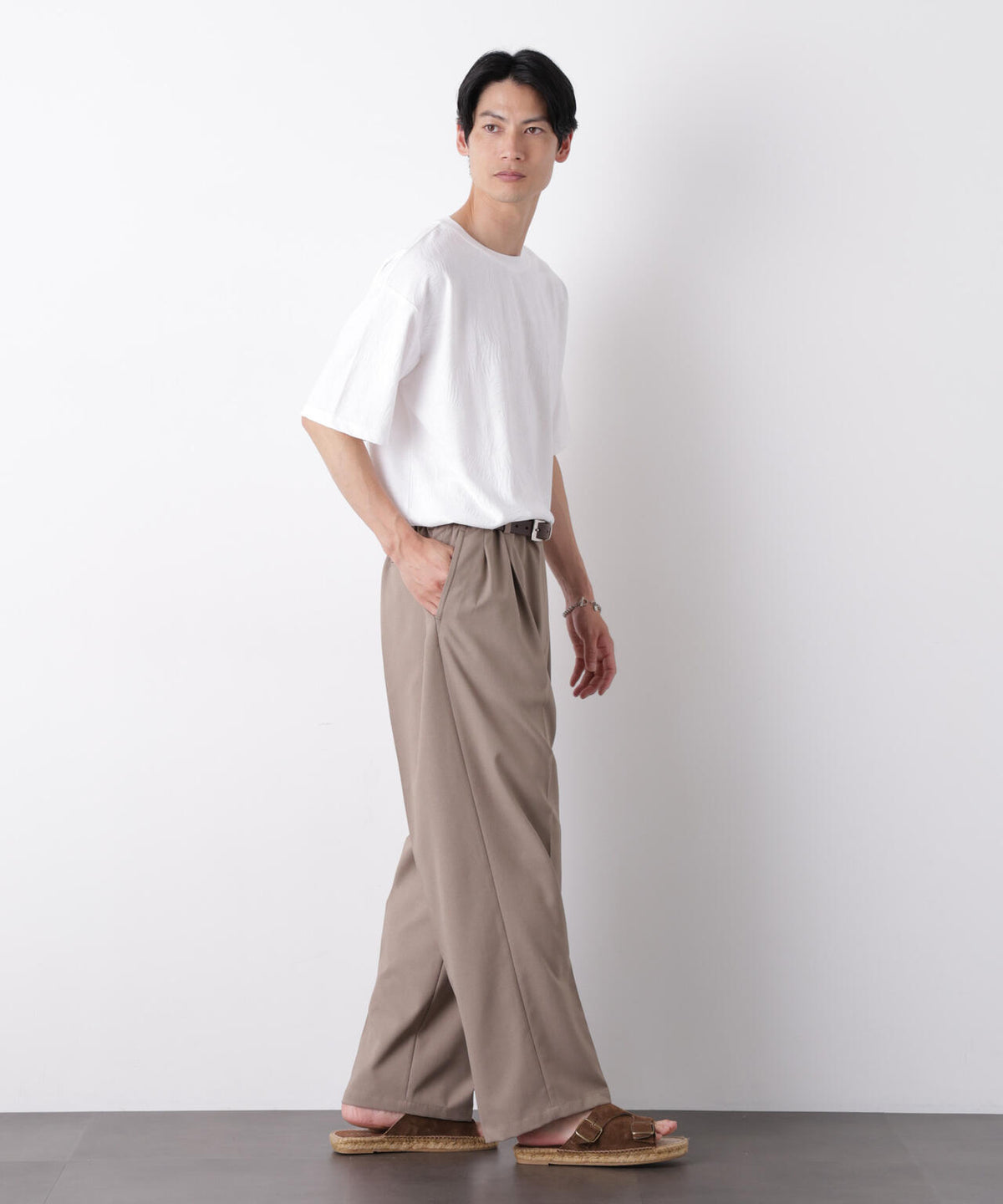 リンクスジャガードリーフ柄Tシャツ 6686224204