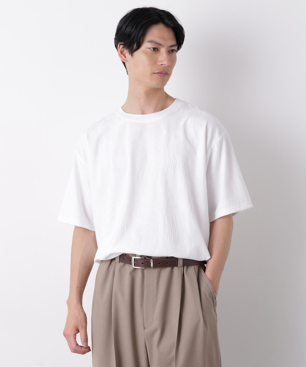 リンクスジャガードリーフ柄Tシャツ 6686224204