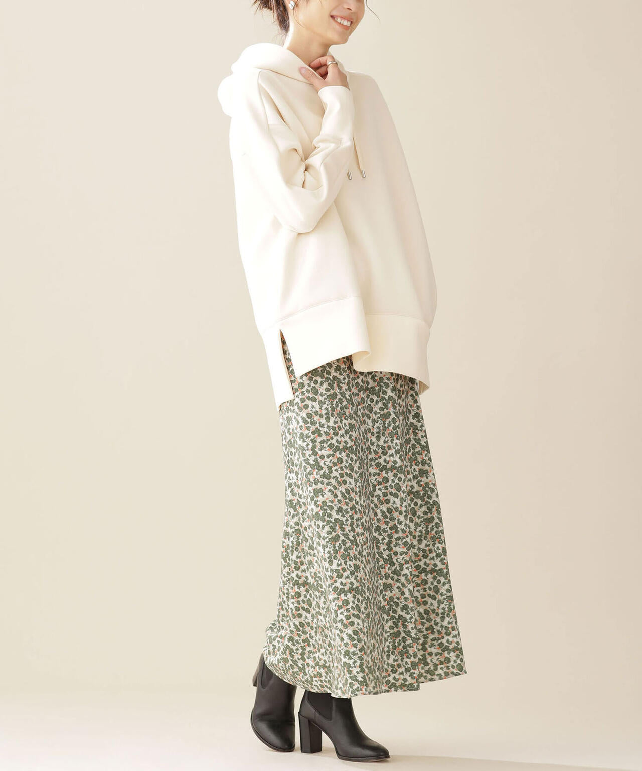 モザイクフラワープリントナロースカート 6692130310