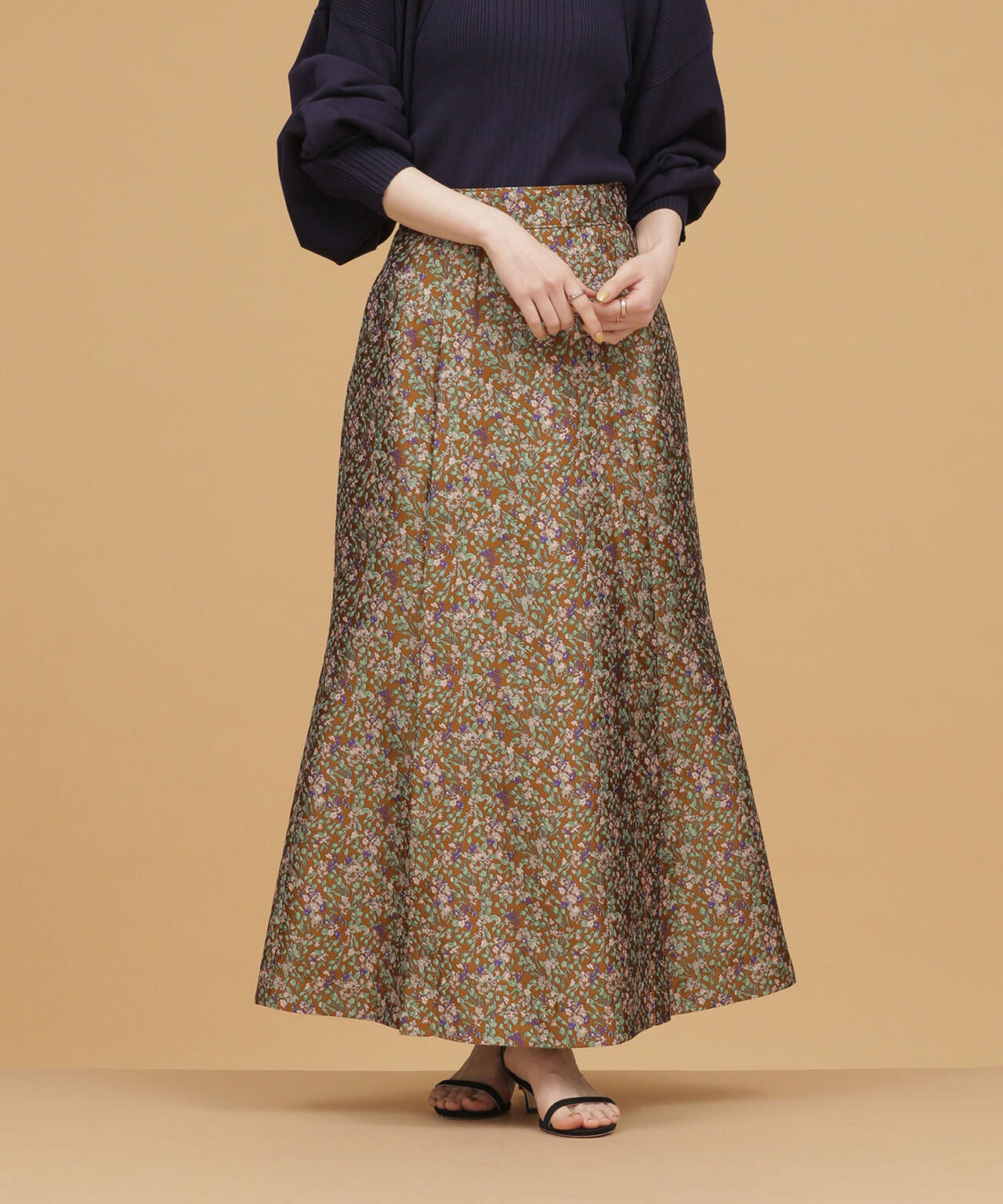 フラワージャカードマーメイドスカート 6692130334