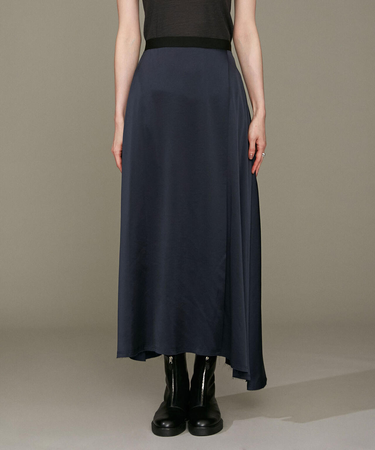 LB.01/イレヘムサテンウォッシュスカート 6692230305