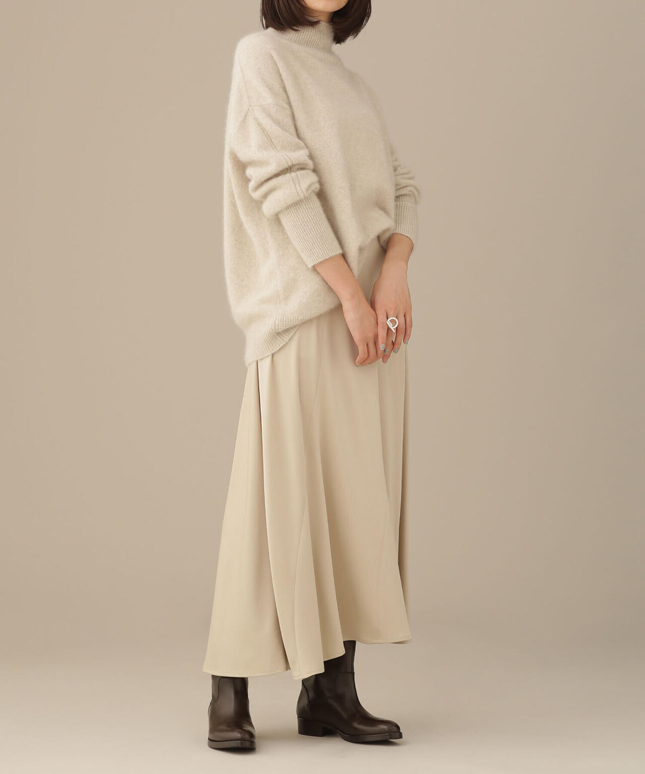 LB.03/エスカルゴ切り替えサテンスカート 6692230314