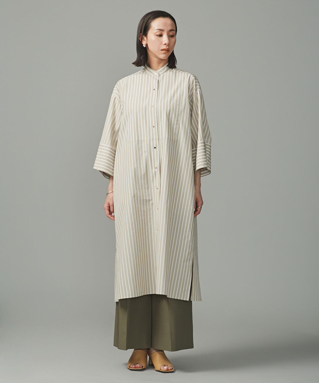 スタンドカラーシャツワンピース 6693119310